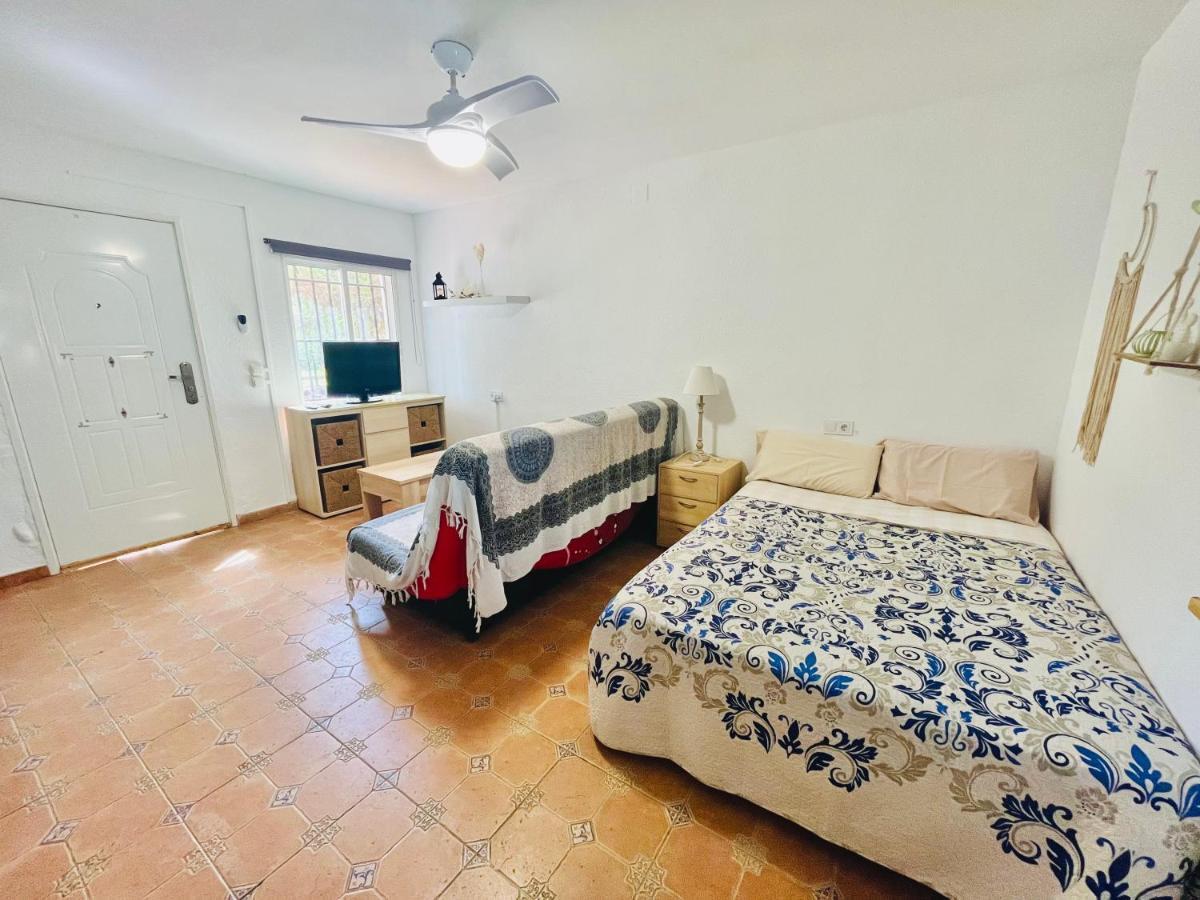 Estudio Adosado Con Jardin Y Parking Privado Аликанте Экстерьер фото