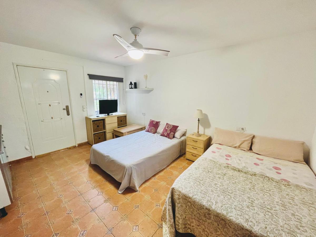Estudio Adosado Con Jardin Y Parking Privado Аликанте Экстерьер фото