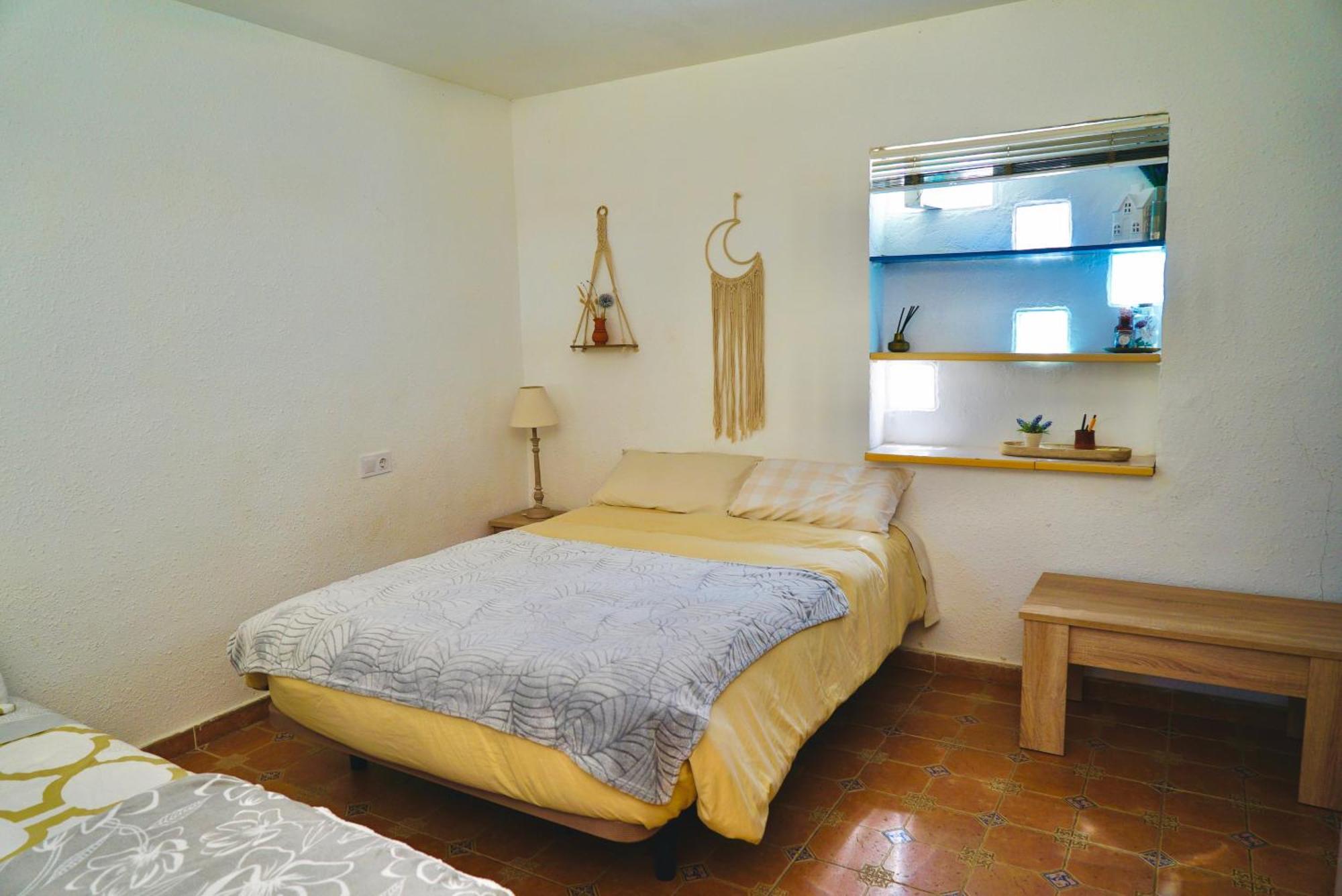 Estudio Adosado Con Jardin Y Parking Privado Аликанте Экстерьер фото